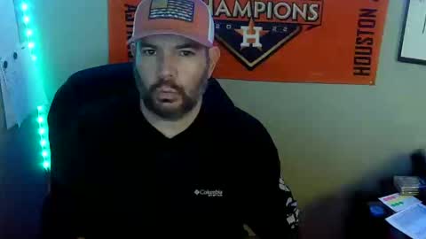 Snapshot of taintnuzzler_13 chatting on 02.19.25 TaintNuzzler online show from 02.19.25