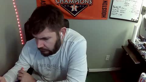 Snapshot of taintnuzzler_13 chatting on 09.09.25 TaintNuzzler online show from 09.09.25