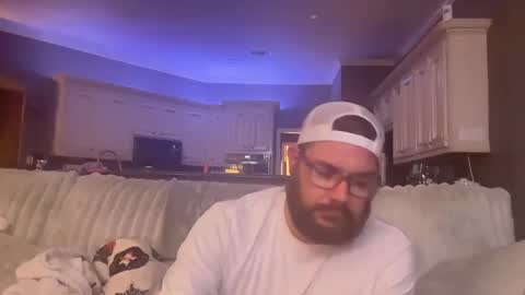 Snapshot of taintnuzzler_13 chatting on 10.09.25 TaintNuzzler online show from 10.09.25