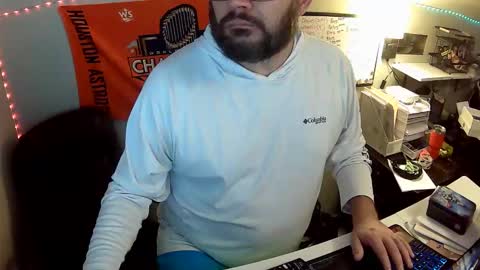 Snapshot of taintnuzzler_13 chatting on 10.19.25 TaintNuzzler online show from 10.19.25