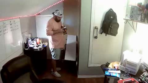 Snapshot of taintnuzzler_13 chatting on 10.23.25 TaintNuzzler online show from 10.23.25