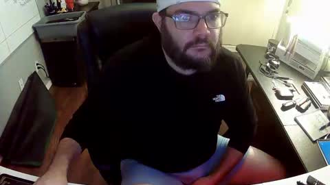 Snapshot of taintnuzzler_13 chatting on 11.04.25 TaintNuzzler online show from 11.04.25