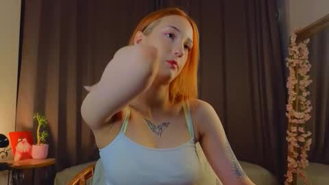 Snapshot of taiteedgington chatting on 12.04.25 im Lally online show from 12.04.25