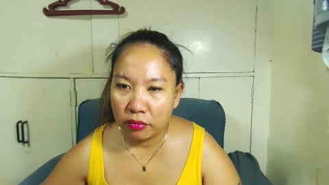 Snapshot of takemetoheavenbaby chatting on 03.08.25 anne online show from 03.08.25