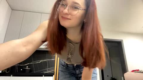 Snapshot of takishadarga chatting on 11.28.25 Ayla and Lexi online show from 11.28.25