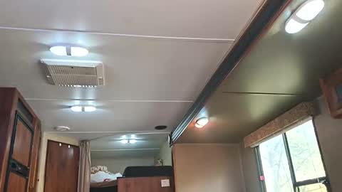 Snapshot of takkm chatting on 09.26.25 Takkm online show from 09.26.25