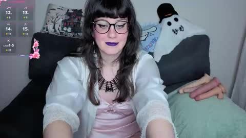 Talia Bloodina online show from 11.25.25