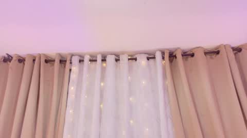 Snapshot of talianavega chatting on 06.14.26 tali online show from 06.14.26