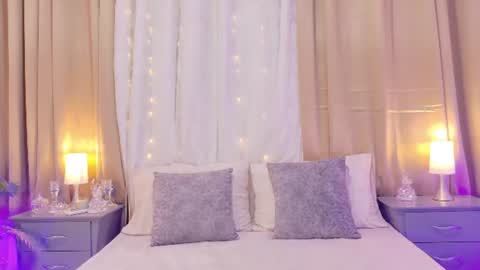 Snapshot of talianavega chatting on 07.17.26 tali online show from 07.17.26