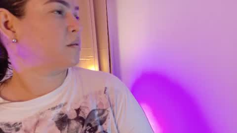 Snapshot of talianavega chatting on 07.21.26 tali online show from 07.21.26
