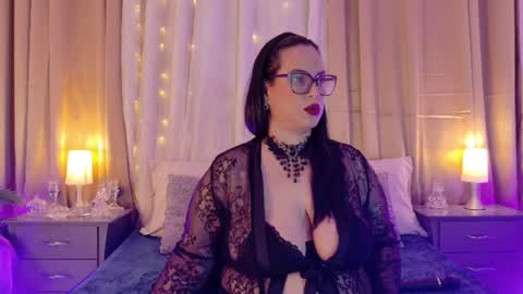 Snapshot of talianavega chatting on 07.29.26 tali online show from 07.29.26