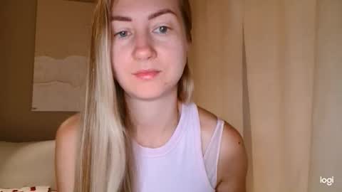  Kira  online show from 09.15.25