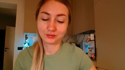  Kira  online show from 03.16.26