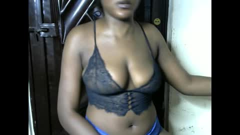 Snapshot of tall_choco chatting on 03.15.26 tall_choco online show from 03.15.26