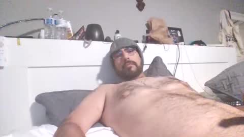Snapshot of talllatino310 chatting on 04.23.26 talllatino310 online show from 04.23.26