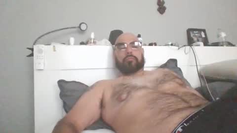Snapshot of talllatino310 chatting on 05.03.26 talllatino310 online show from 05.03.26