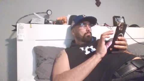 Snapshot of talllatino310 chatting on 05.17.26 talllatino310 online show from 05.17.26