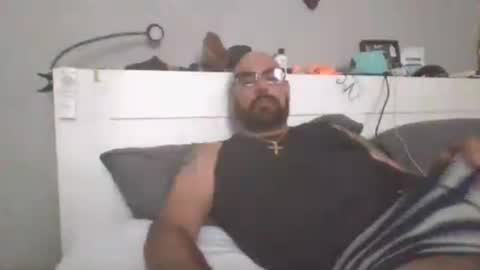 Snapshot of talllatino310 chatting on 07.19.26 talllatino310 online show from 07.19.26