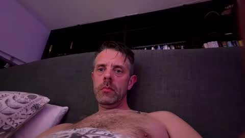 Tall Paul online show from 04.06.26