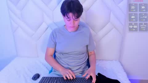 Snapshot of tallsnusnu chatting on 04.05.26 Abby online show from 04.05.26