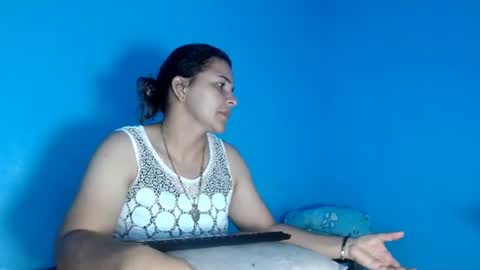 Snapshot of tamenoir33 chatting on 07.27.26 tamara online show from 07.27.26