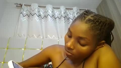 Snapshot of tamia538235 chatting on 02.24.25 tamia online show from 02.24.25