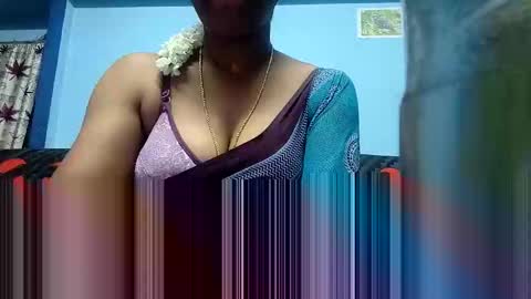 Snapshot of tamilmadhi520 chatting on 09.17.25 tamilmadhi520 online show from 09.17.25