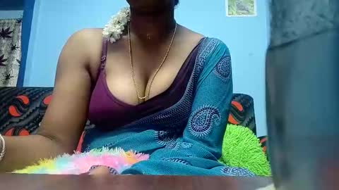 Snapshot of tamilmadhi520 chatting on 10.04.25 tamilmadhi520 online show from 10.04.25