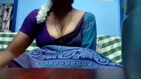 Snapshot of tamilmadhi520 chatting on 07.08.26 tamilmadhi520 online show from 07.08.26