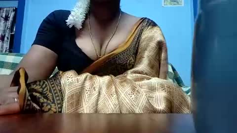 Snapshot of tamilmadhi520 chatting on 07.18.26 tamilmadhi520 online show from 07.18.26