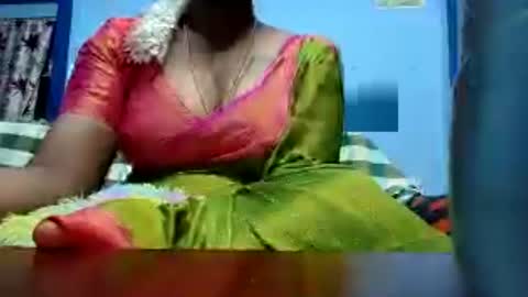 Snapshot of tamilmadhi520 chatting on 07.21.26 tamilmadhi520 online show from 07.21.26
