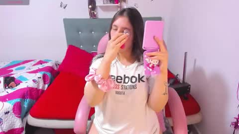 Snapshot of tammy_moon09_ chatting on 02.15.26 Tammy3 online show from 02.15.26