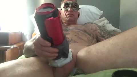 Snapshot of tampa0boner0donor chatting on 02.14.26 tampa0boner0donor online show from 02.14.26