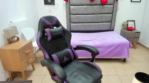 Tania  online show from 04.08.26