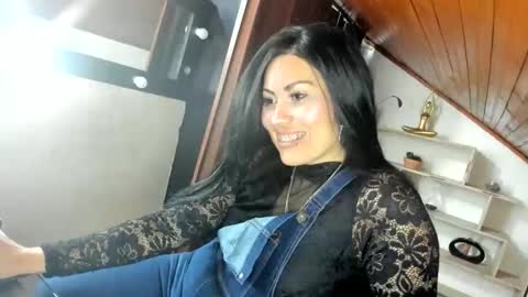 tania online show from 04.15.26