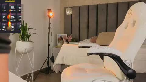 Tania Dias online show from 07.14.26