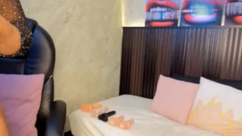 Tanisha online show from 03.19.26