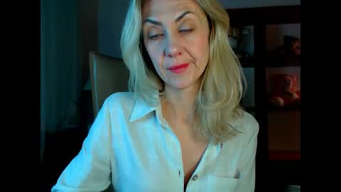 Snapshot of tanya6547 chatting on 12.12.24 tanya online show from 12.12.24