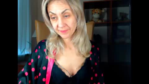 Snapshot of tanya6547 chatting on 03.04.25 tanya online show from 03.04.25