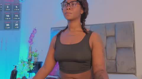 Snapshot of tanyyaa chatting on 02.10.26 Tanya online show from 02.10.26