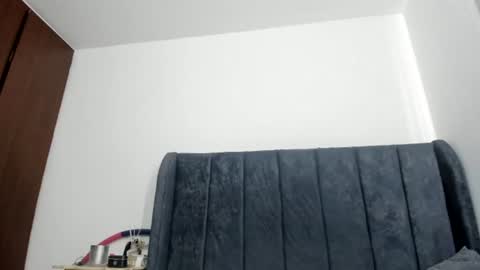 tara__ online show from 06.25.26