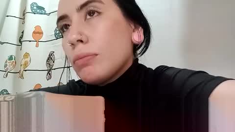 Snapshot of tara_joi chatting on 05.11.26 Tara online show from 05.11.26