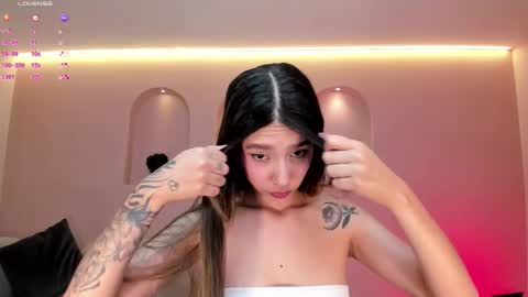 Tara Lawrence online show from 11.02.25