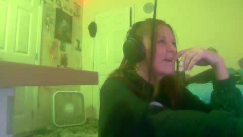 Snapshot of taralynn7136 chatting on 01.10.25 tara lynn online show from 01.10.25