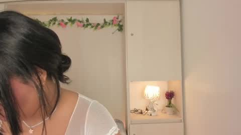  T A R A  online show from 04.16.26