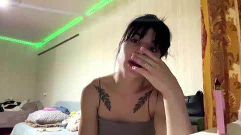 Leila online show from 08.02.26