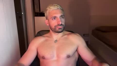 Snapshot of tarquit8 chatting on 09.12.25 tarquit8 online show from 09.12.25