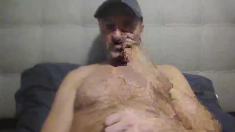 Snapshot of tarzeny77 chatting on 02.15.25 tarzeny77 online show from 02.15.25