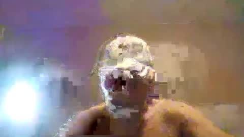 Snapshot of tarzeny77 chatting on 10.18.25 tarzeny77 online show from 10.18.25