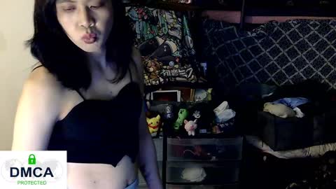 Snapshot of tashakai chatting on 01.16.25 TashaKai online show from 01.16.25